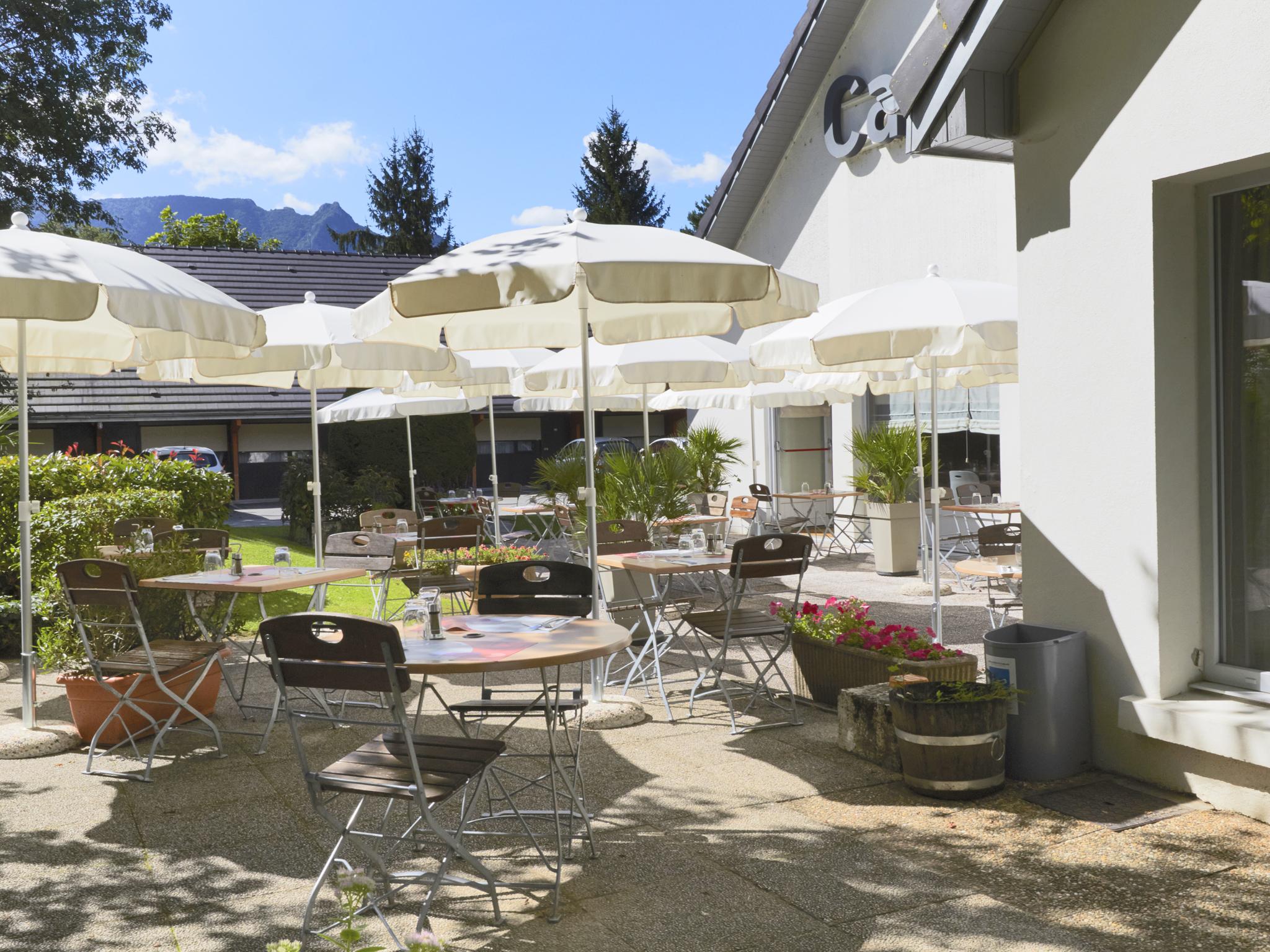 Campanile Saint-Avold Hotel Exterior photo